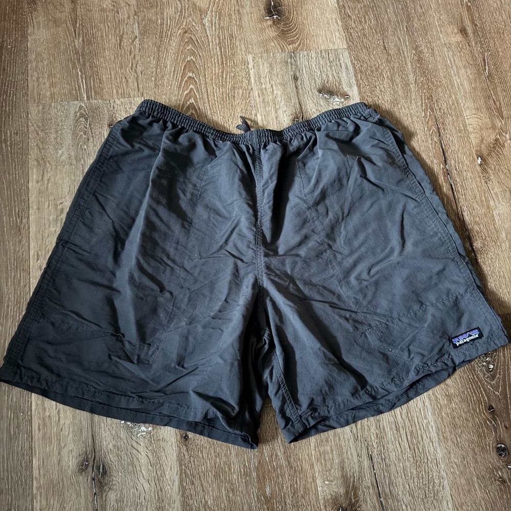 Patagonia‎ Men's Gray Shorts Size XL